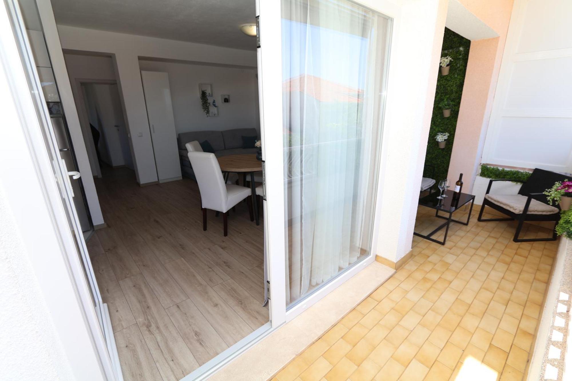 Mamma Mia Gjestgiverier Makarska